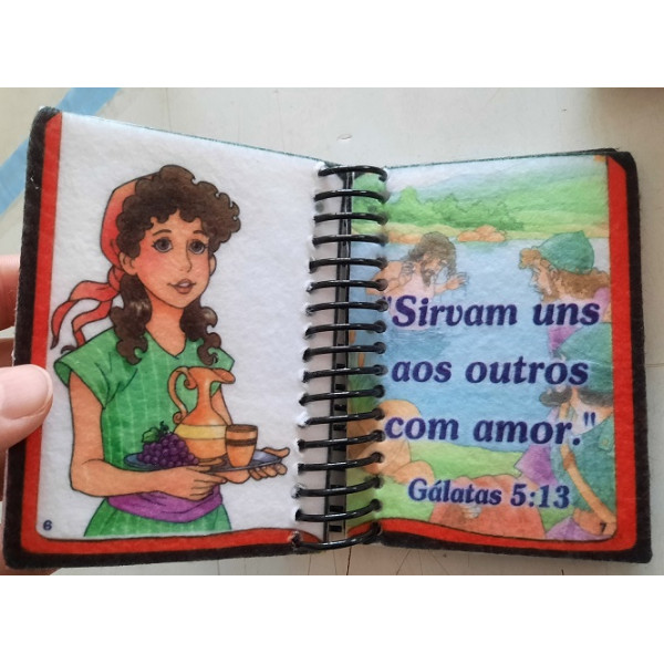 UMA BIBLIAZINHA MONTADA - Joás / A Menina Cativa / O bebê Moisés